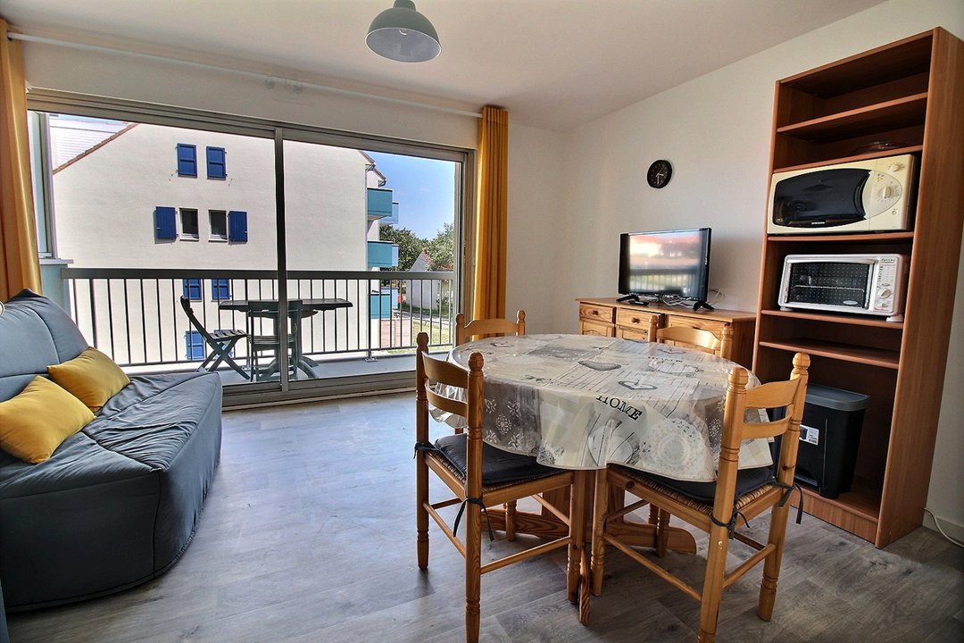 /picture/helios/116215201/QUEENVICT F2/0_2026-02-24CET16h00-10.jpg